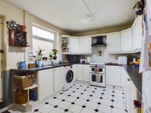 Kitchen area- click for photo gallery